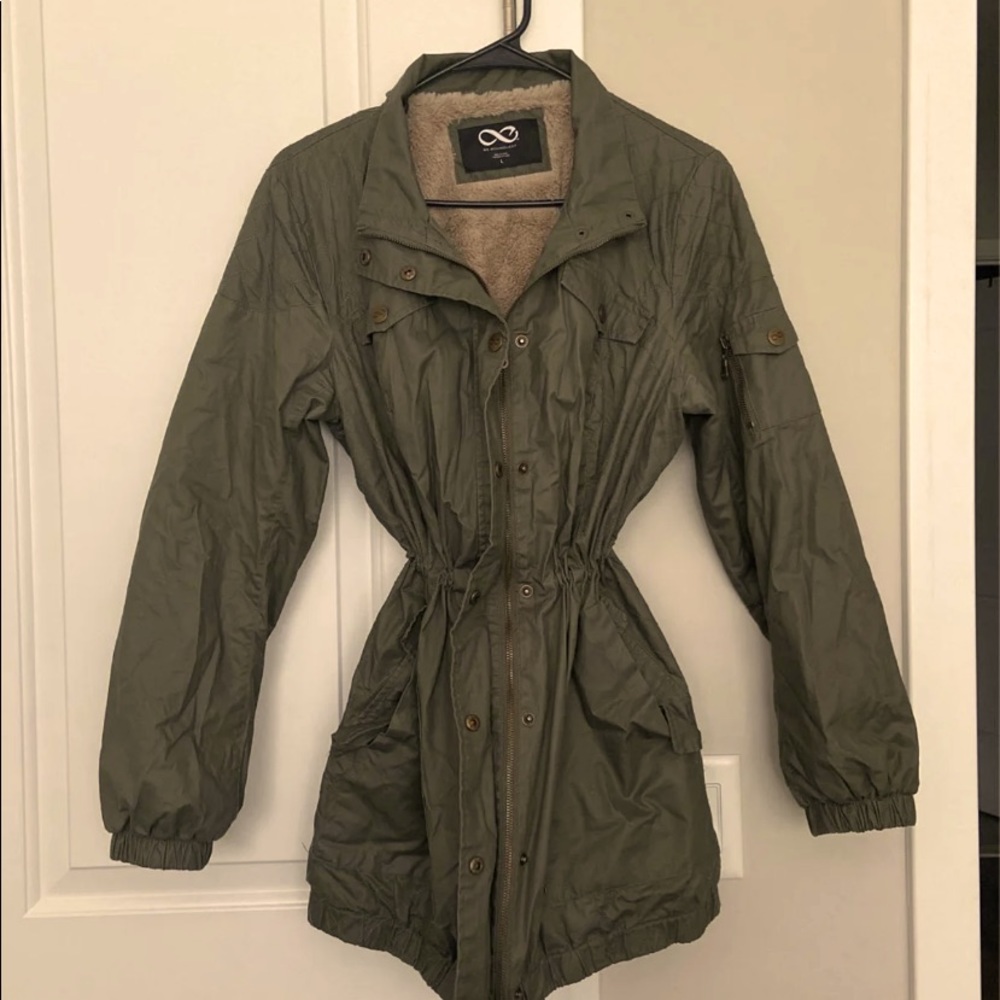 BE BOUNDLESS JACKET SIZE LARGE OLIVE ARMY GREEN